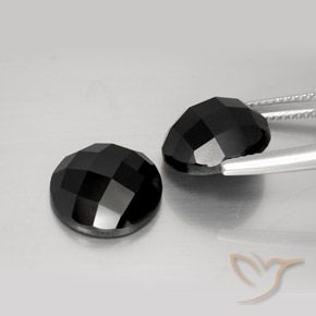 Shop natural 14.78ct ブラック スピネル gems, ラウンド, from タイ at GemSelect. In stock, global shipping!