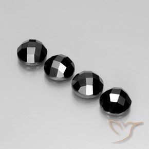 15.88カラットの天然黒スピネル（9.12 mm・ラウンドカット）