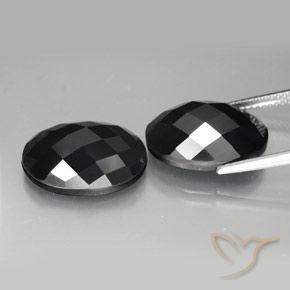 Shop natural 20.30ct ブラック スピネル gems, 楕円形, from タイ at GemSelect. In stock, global shipping!