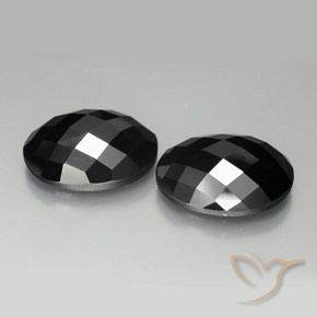 Shop natural 19.65ct ブラック スピネル gems, 楕円形, from タイ at GemSelect. In stock, global shipping!