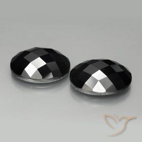 Shop natural 20.90ct ブラック スピネル gems, 楕円形, from タイ at GemSelect. In stock, global shipping!