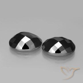 Shop natural 22.49ct ブラック スピネル gems, 楕円形, from タイ at GemSelect. In stock, global shipping!