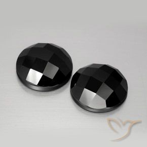 Shop natural 13.20ct ブラック スピネル gems, ラウンド, from タイ at GemSelect. In stock, global shipping!