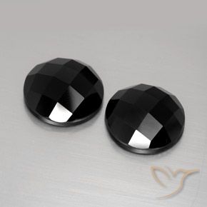 Shop natural 13.84ct ブラック スピネル gems, ラウンド, from タイ at GemSelect. In stock, global shipping!