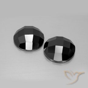 Shop natural 13.47ct ブラック スピネル gems, ラウンド, from タイ at GemSelect. In stock, global shipping!