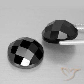 Shop natural 15.94ct ブラック スピネル gems, ラウンド, from タイ at GemSelect. In stock, global shipping!