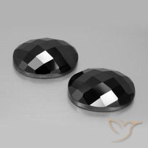Shop natural 21.70ct ブラック スピネル gems, 楕円形, from タイ at GemSelect. In stock, global shipping!