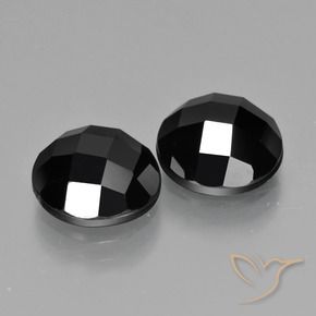 Shop natural 8.68ct ブラック スピネル gems, ラウンド, from タイ at GemSelect. In stock, global shipping!