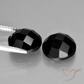 Shop natural 8.86ct ブラック スピネル gems, ラウンド, from タイ at GemSelect. In stock, global shipping!