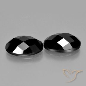 Shop natural 12.20ct ブラック スピネル gems, 楕円形, from タイ at GemSelect. In stock, global shipping!