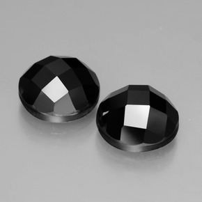 自然派の商品を探す 6.98ct ブラック スピネル 宝石, ラウンドカット, タイ からGemSelectで. 在庫あり、世界各国へ発送!