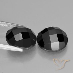Shop natural 7.45ct ブラック スピネル gems, ラウンド, from タイ at GemSelect. In stock, global shipping!