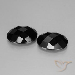 Shop natural 13.52ct ブラック スピネル gems, 楕円形, from タイ at GemSelect. In stock, global shipping!