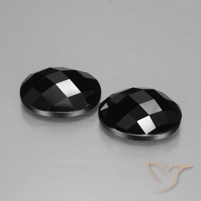 Shop natural 15.28ct ブラック スピネル gems, 楕円形, from タイ at GemSelect. In stock, global shipping!