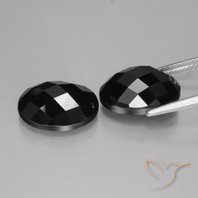 Shop natural 15.28ct ブラック スピネル gems, 楕円形, from タイ at GemSelect. In stock, global shipping!