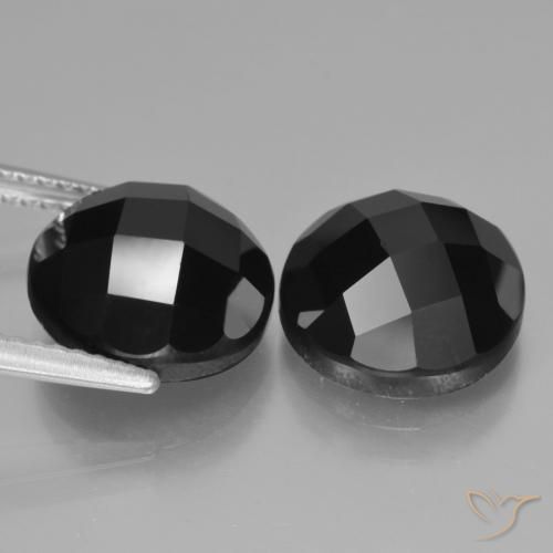 Shop natural 10.08ct ブラック スピネル gems, ラウンド, from タイ at GemSelect. In stock, global shipping!