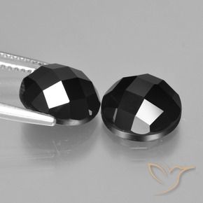 Shop natural 8.55ct ブラック スピネル gems, ラウンド, from タイ at GemSelect. In stock, global shipping!