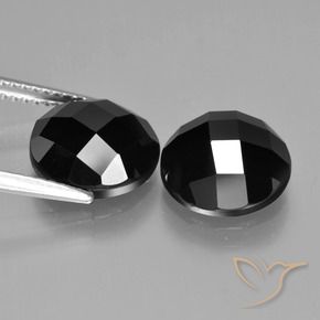 Shop natural 8.61ct ブラック スピネル gems, ラウンド, from タイ at GemSelect. In stock, global shipping!