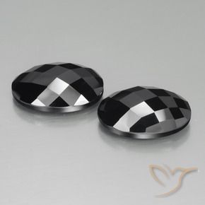 Shop natural 25.08ct ブラック スピネル gems, 楕円形, from タイ at GemSelect. In stock, global shipping!