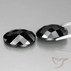Shop natural 25.08ct ブラック スピネル gems, 楕円形, from タイ at GemSelect. In stock, global shipping!