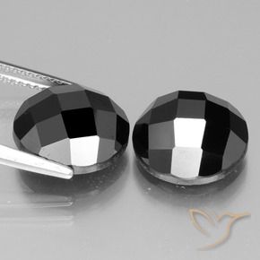 Shop natural 14.27ct ブラック スピネル gems, ラウンド, from タイ at GemSelect. In stock, global shipping!