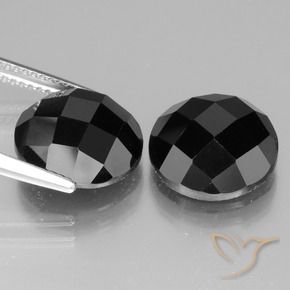 Shop natural 13.54ct ブラック スピネル gems, ラウンド, from タイ at GemSelect. In stock, global shipping!