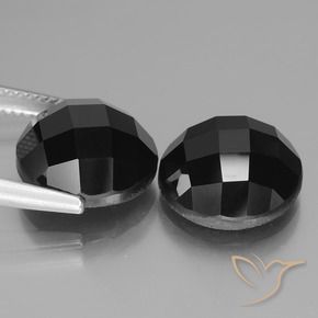 Shop natural 15.82ct ブラック スピネル gems, ラウンド, from タイ at GemSelect. In stock, global shipping!