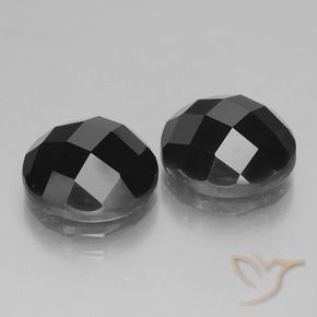 Shop natural 14.47ct ブラック スピネル gems, ラウンド, from タイ at GemSelect. In stock, global shipping!