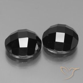Shop natural 14.18ct ブラック スピネル gems, ラウンド, from タイ at GemSelect. In stock, global shipping!
