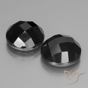 Shop natural 15.28ct ブラック スピネル gems, ラウンド, from タイ at GemSelect. In stock, global shipping!