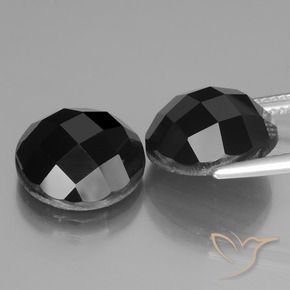 Shop natural 15.28ct ブラック スピネル gems, ラウンド, from タイ at GemSelect. In stock, global shipping!