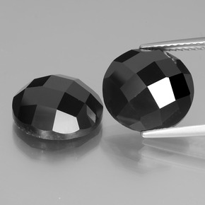 自然派の商品を探す 12.64ct ブラック スピネル 宝石, ラウンドカット, タイ からGemSelectで. 在庫あり、世界各国へ発送!