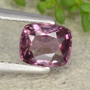 0.83カラットの天然ミディアムパープルスピネル、クッションカット、VVS