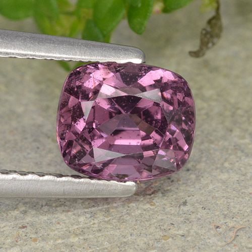 1.71ct 天然 ミディアムパープル スピネル, クッション, VS