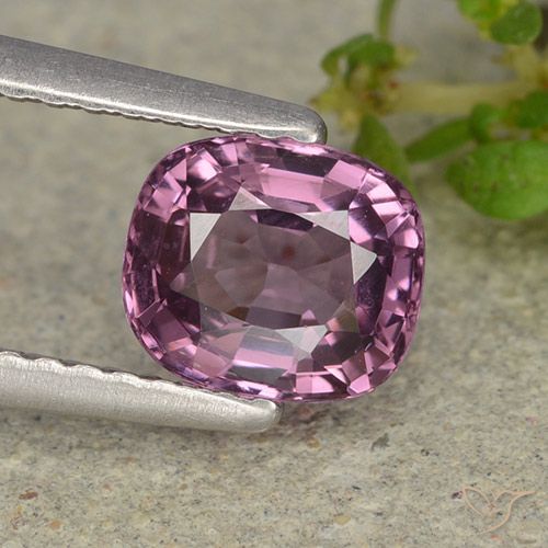 1.19ct 天然 赤みがかったパープル スピネル, クッション, VVS-VS