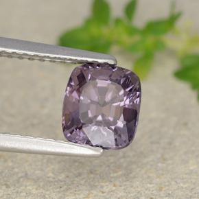 1.59カラットの天然ダークパープルスピネル（6.9×6.1 mm・クッションカット）