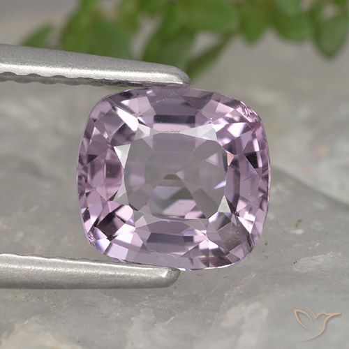 1.33ct 天然 ミディアムパープル スピネル, クッション, VVS