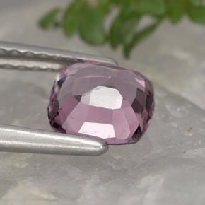 1.22カラットの天然ミディアムパープルスピネル（6.2×6 mm・クッションカット）