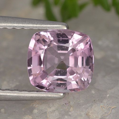 1.29ct 天然 薄いピンクがかった紫 スピネル, クッション, VVS