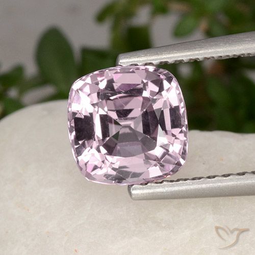 1.62ct 天然 非常に薄いピンクがかった紫 スピネル, クッション, VVS