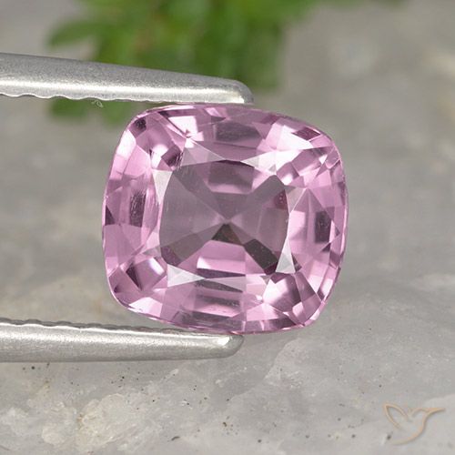 1.33ct 天然 赤みがかったパープル スピネル, クッション, VVS
