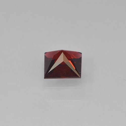 0.35カラットの天然ディープレッドスピネル（4×3.9 mm・四角）