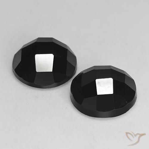 Shop natural 6.89ct ブラック スピネル gems, ラウンド, from タイ at GemSelect. In stock, global shipping!