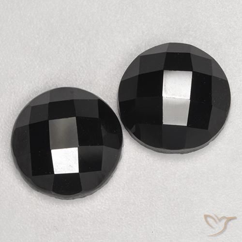 Shop natural 6.77ct ブラック スピネル gems, ラウンド, from タイ at GemSelect. In stock, global shipping!