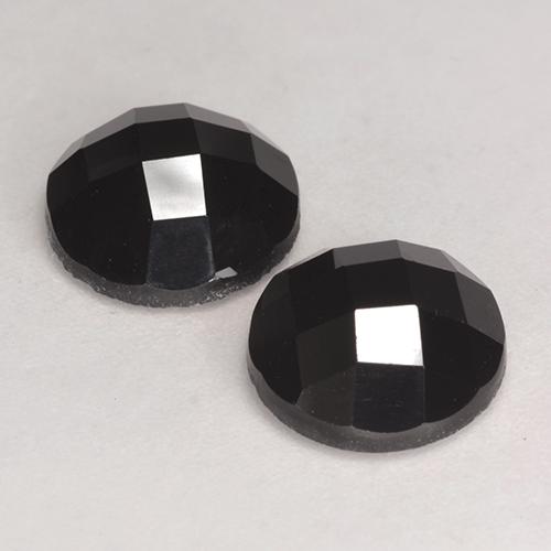 自然派の商品を探す 6.70ct ブラック スピネル 宝石, ラウンドカット, タイ からGemSelectで. 在庫あり、世界各国へ発送!