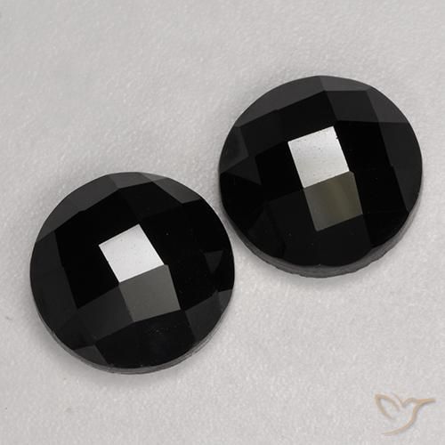 Shop natural 6.98ct ブラック スピネル gems, ラウンド, from タイ at GemSelect. In stock, global shipping!