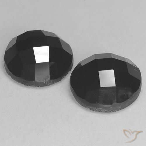 Shop natural 7.21ct ブラック スピネル gems, ラウンド, from タイ at GemSelect. In stock, global shipping!