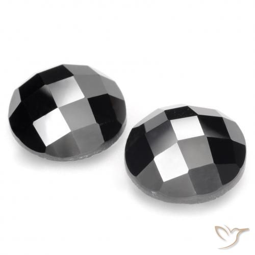 Shop natural 12.44ct ブラック スピネル gems, ラウンド, from タイ at GemSelect. In stock, global shipping!