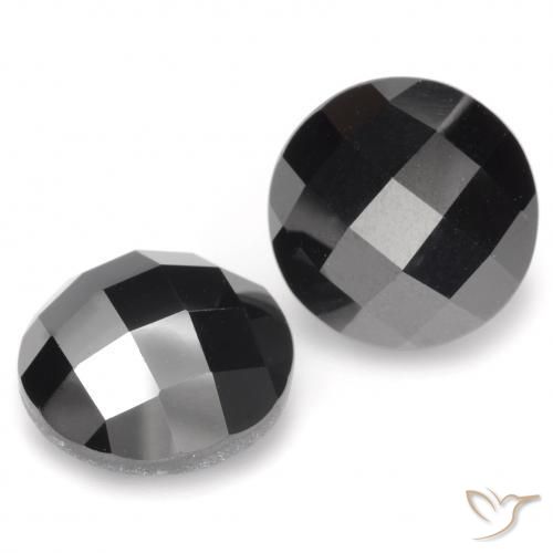 Shop natural 14.62ct ブラック スピネル gems, ラウンド, from タイ at GemSelect. In stock, global shipping!