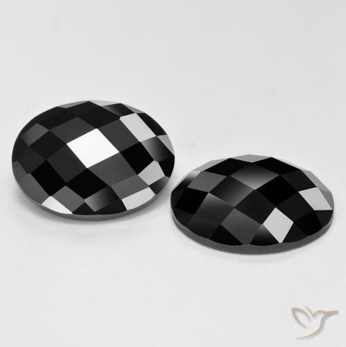 Shop natural 22.77ct ブラック スピネル gems, 楕円形, from タイ at GemSelect. In stock, global shipping!